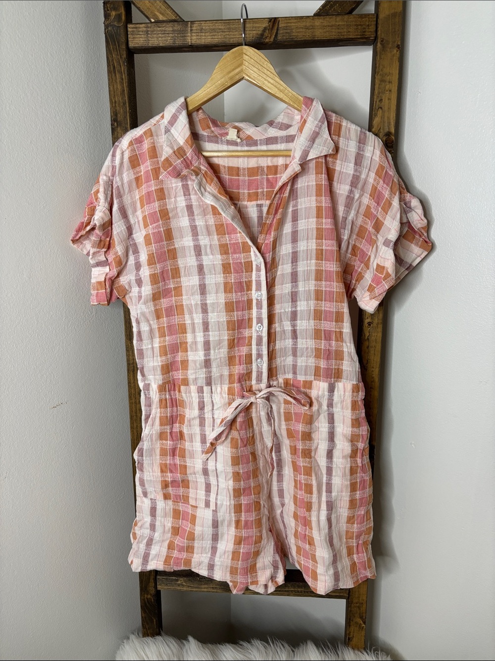 En Creme Pink & Orange Plaid Button-Front Romper Size L